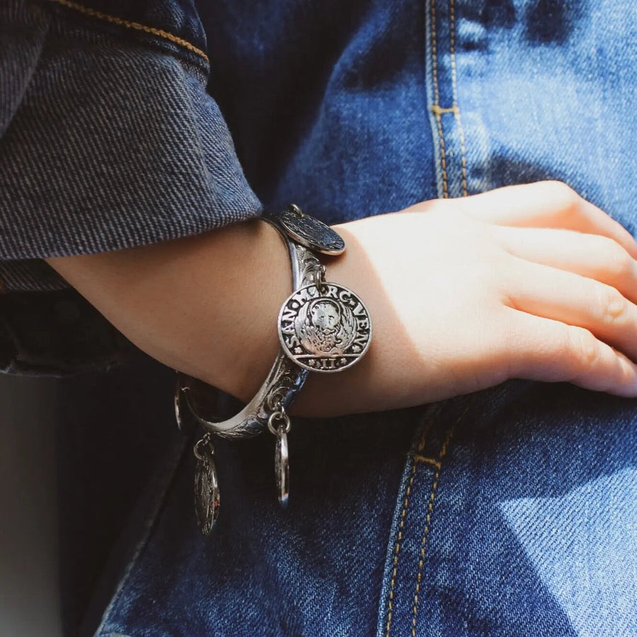 1970s Vintage Whiting & Davis Coin Charm Bracelet Bracelets Jagged Metal 
